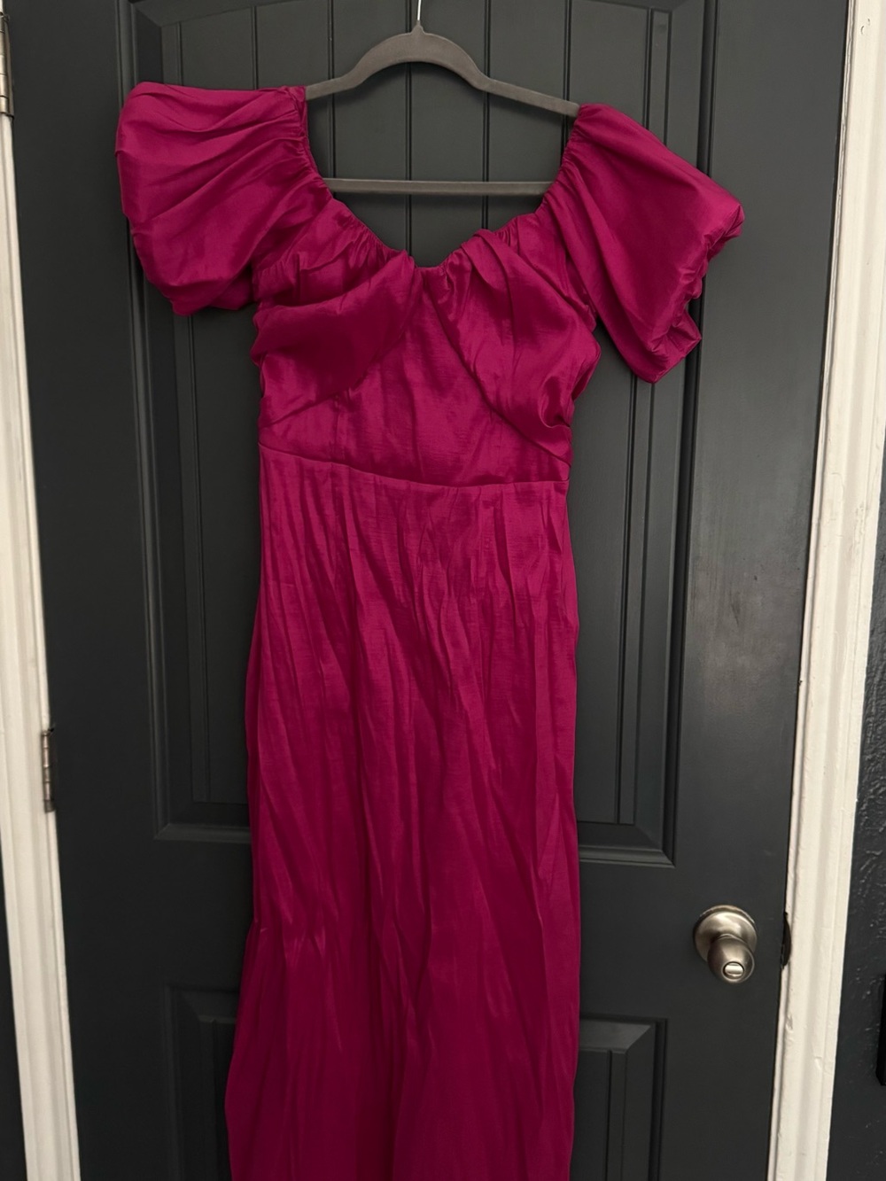 Abercrombie & Fitch Magenta Puff-Sleeve Maxi Dress